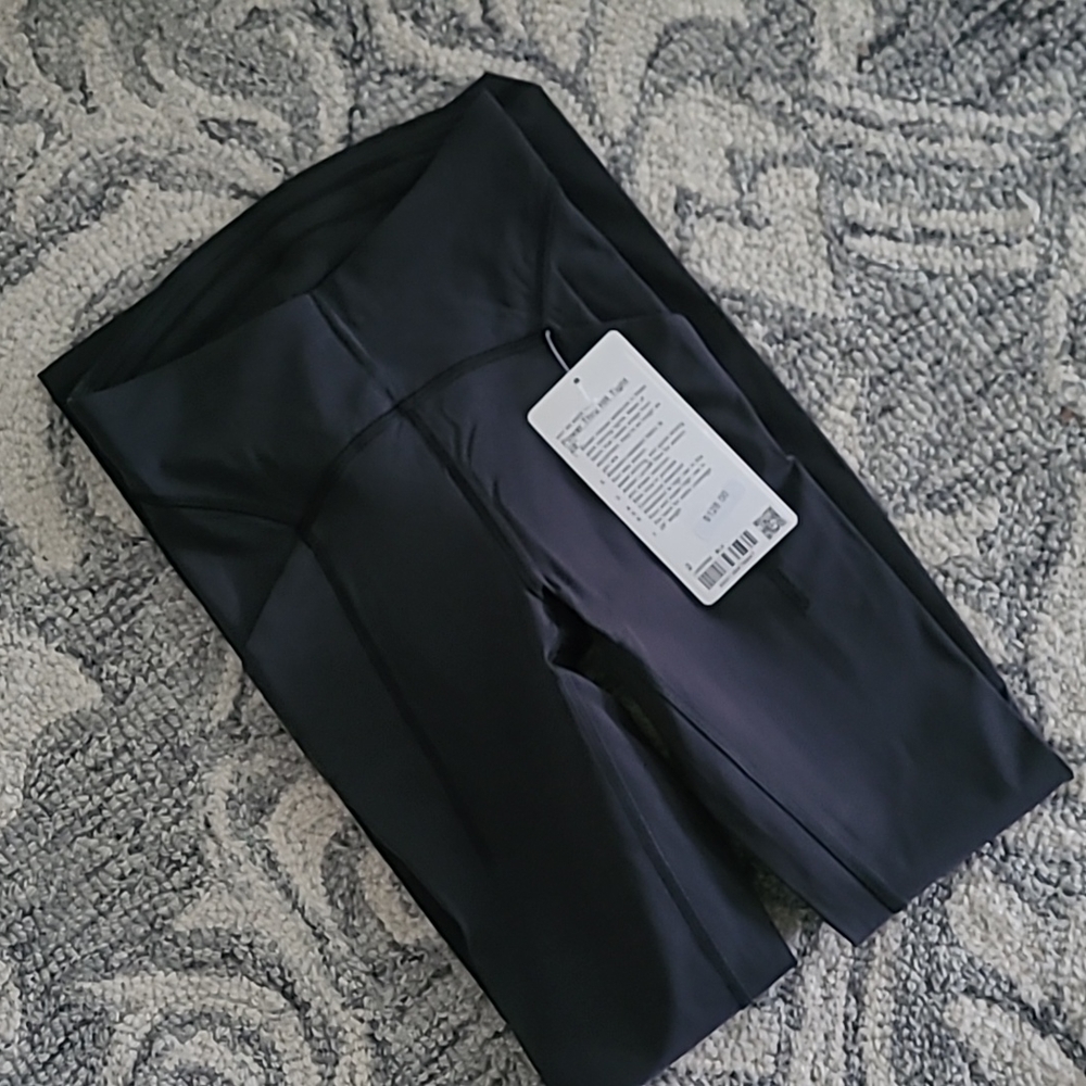Lululemon Power Thru Tight 28"